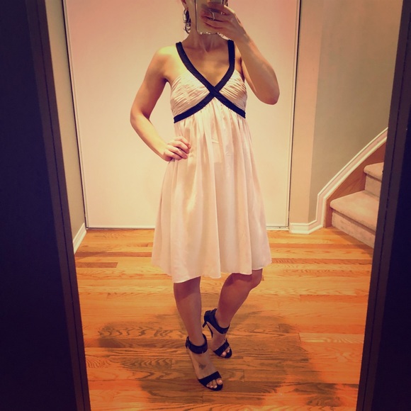 Classy H&M Dress - Picture 2 of 8